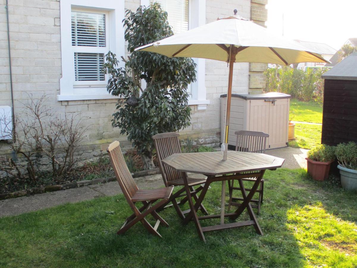 Lovely Spacious 3 Bedded First Floor