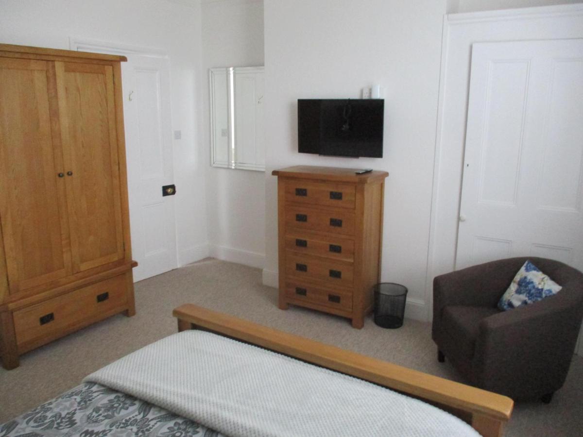 Lovely Spacious 3 Bedded First Floor Apartment Ryde (Isle of Wight)