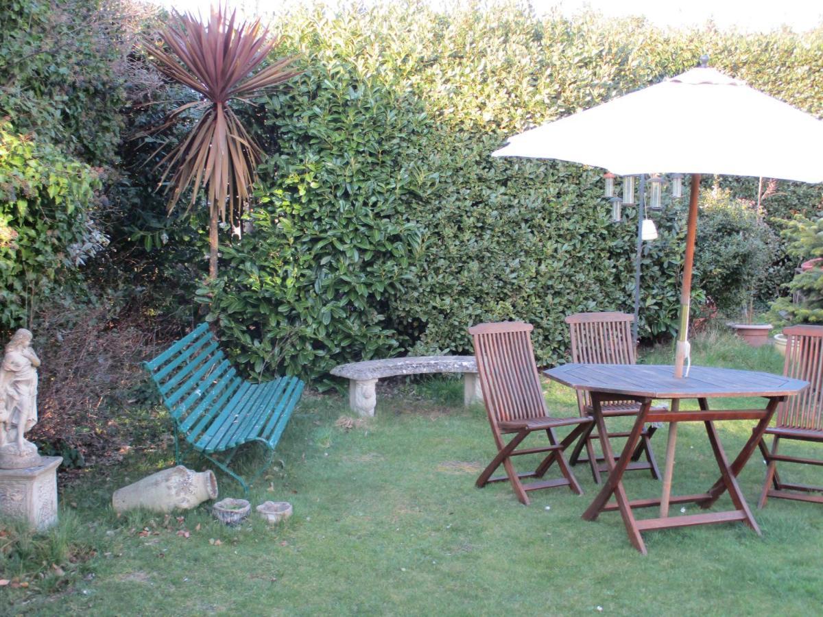 Lovely Spacious 3 Bedded First Floor